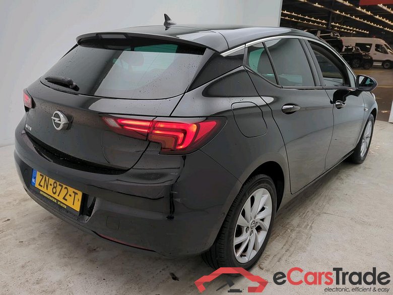 Opel Astra 1.2 turbo 81kW Elegance 5d #2