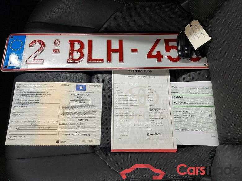 Toyota C-HR 1.8 VVT i-Hybrid C-Hic Mono-Tone E-CVT 5d #4