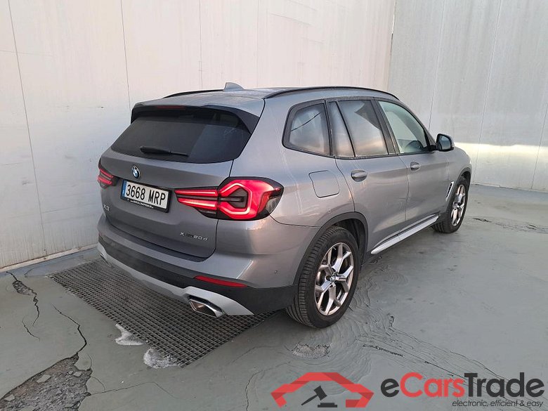 BMW X3 / 2021 / 5P / todoterreno xDrive20d xLine (AC7) #2