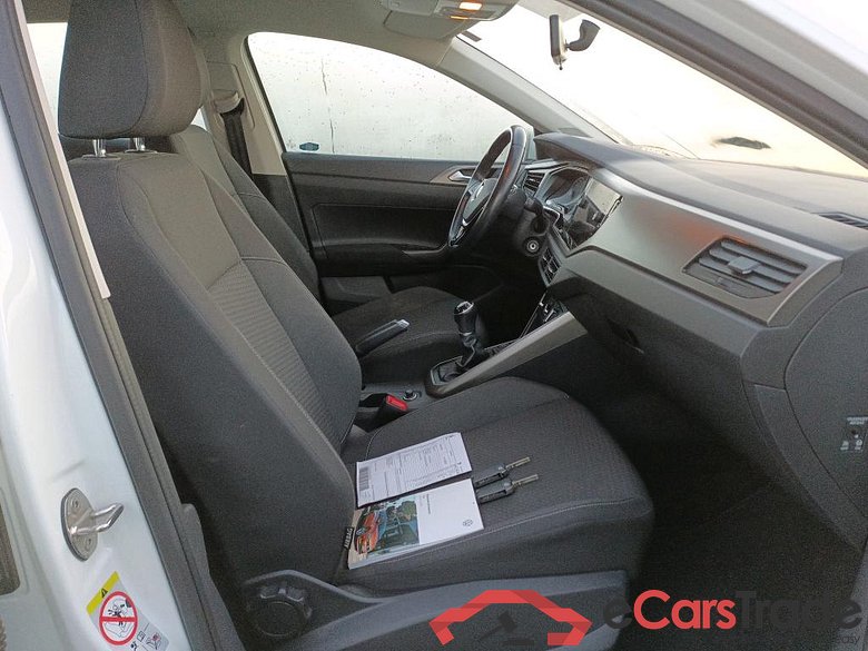 VOLKSWAGEN Polo / 2017 / 5P / berlina con portón Advance 1.0 TSI 70kW (95CV) #6