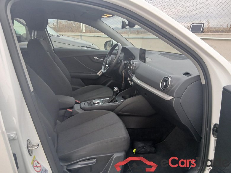 AUDI Q2 / 2020 / 5P / todoterreno Advanced 35 TFSI 110kW (150CV) S tronic (AC) #6