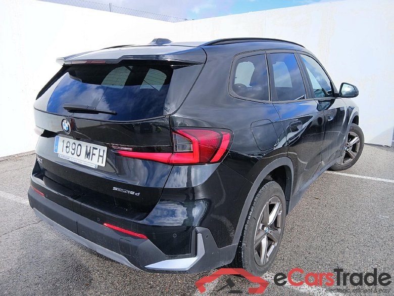 BMW X1 / 2022 / 5P / todoterreno sDrive18d #2