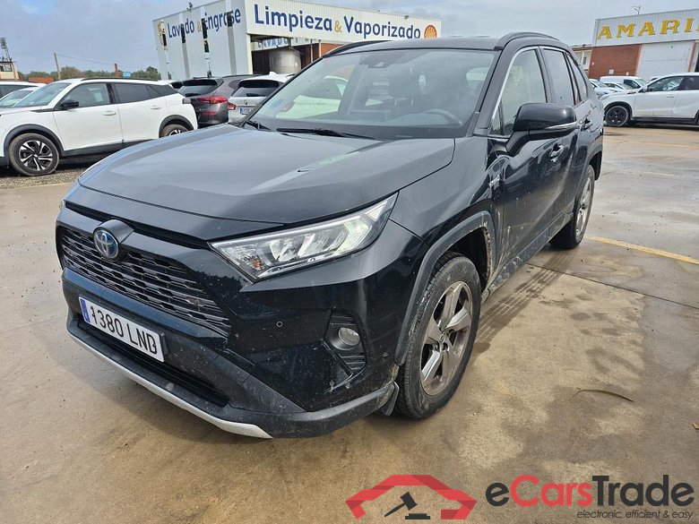 TOYOTA Rav4 / 2018 / 5P / todoterreno 2.5l 220H Advance #1