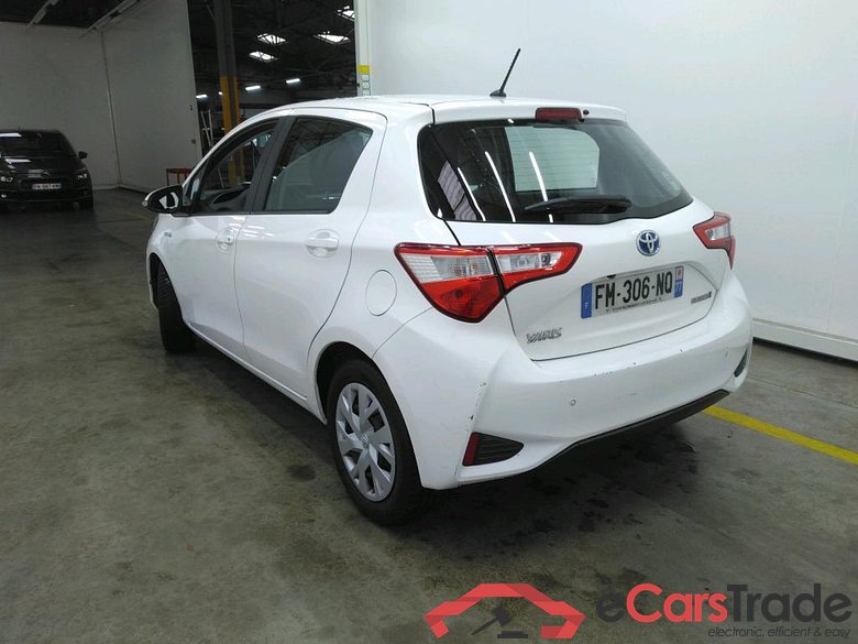Yaris Hybride Affaires / 2017 / 5P / Berline / VU 1.5 VVT-I HYBRID AUTO France Business #2