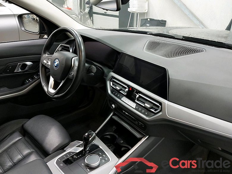BMW - BMW 3 BERLINE 320e 204PK Business Edition With Vernasca Heated Sport Seats & Driving Assistant Pack & Active Cruise Control  * HYBRID ** #3