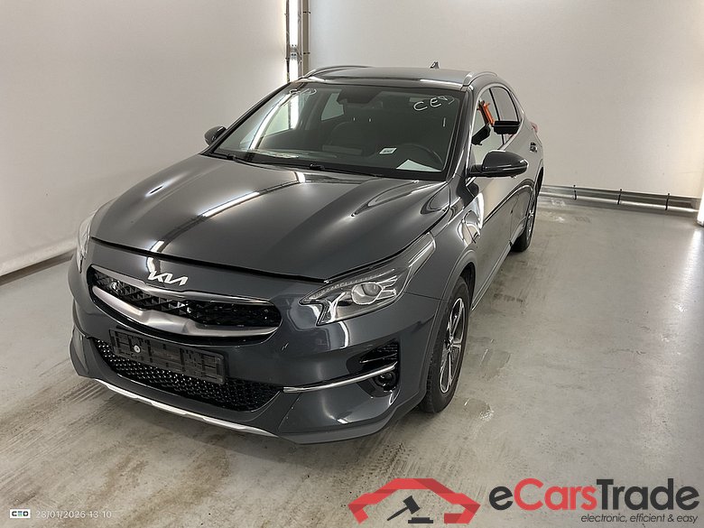 KIA XCEED 1.6 GDI PHEV DCT BUSINESS LINE