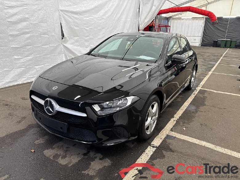 MERCEDES-BENZ A-Klasse A 180 d 8G-DCT 5d 85kW