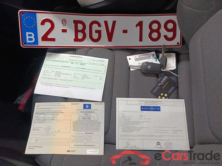 Citroën C4 50 kWh Shine 5d #4