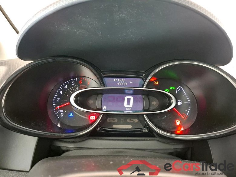 Clio IV Air 0.9 TCe 75CV BVM5 E6 #6