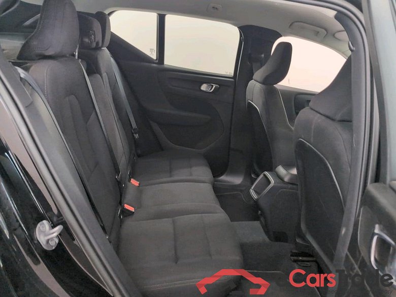 VOLVO XC40 1.5 T2 ESSENTIAL #6