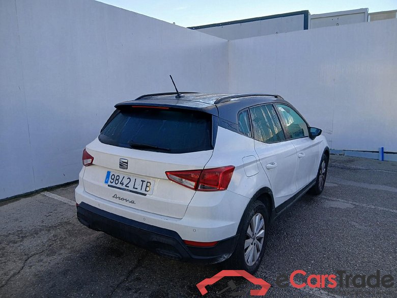 SEAT Arona / 2017 / 5P / todoterreno 1.0 TSI 81kW (110CV) Style Plus (AC) #2