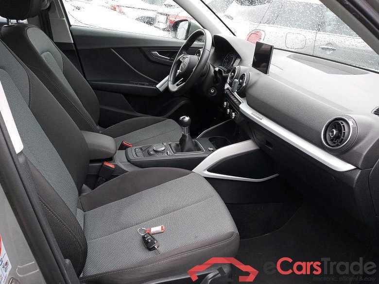 AUDI Q2 / 2016 / 5P / todoterreno Design 30 TFSI 85kW (116CV) #6