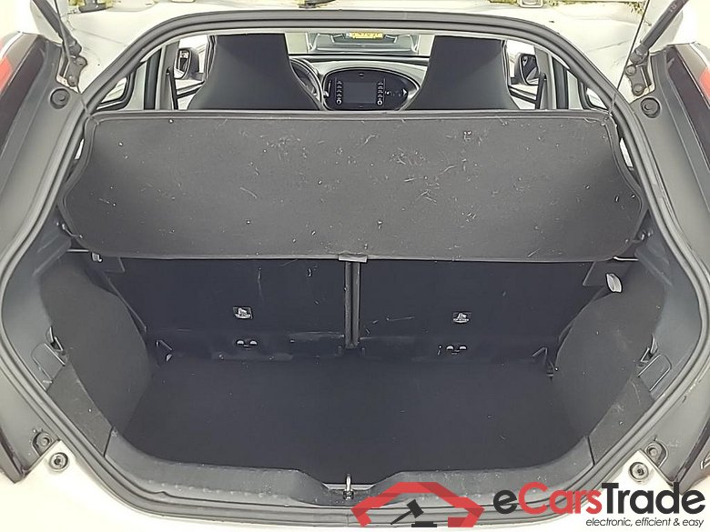 TOYOTA Aygo X 1.0 VVT-I MT play 5D 53kW #5