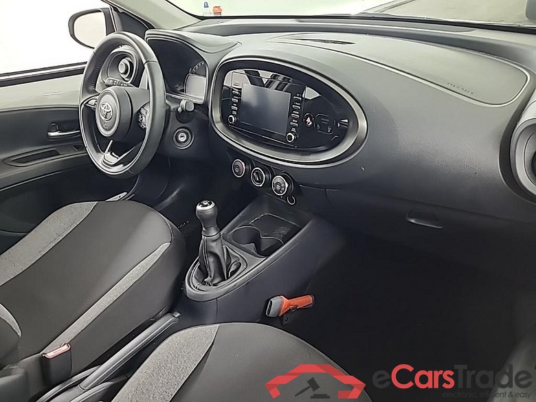 TOYOTA Aygo X 1.0 VVT-I MT play 5D 53kW #6