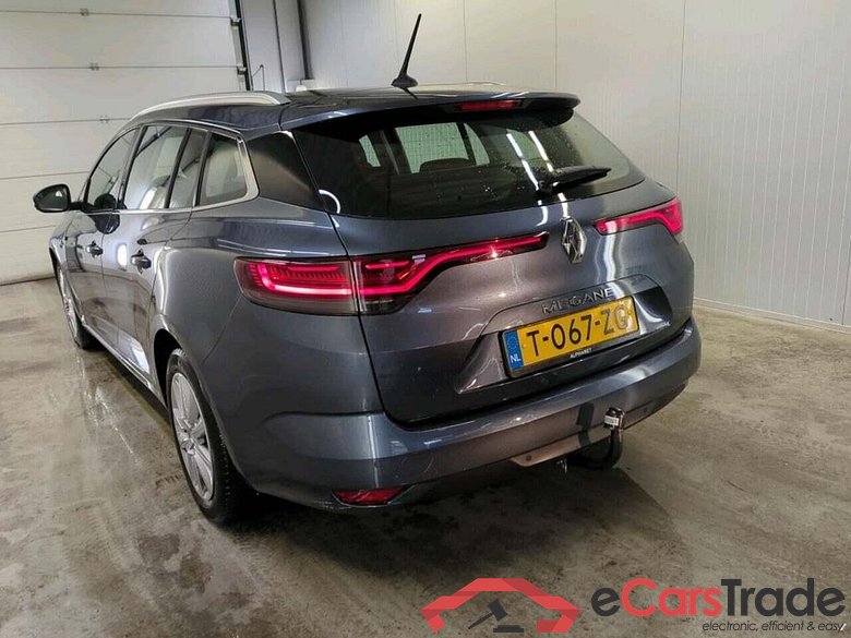 RENAULT Mégane Estate 1.3 TCe140 Equilibre #6