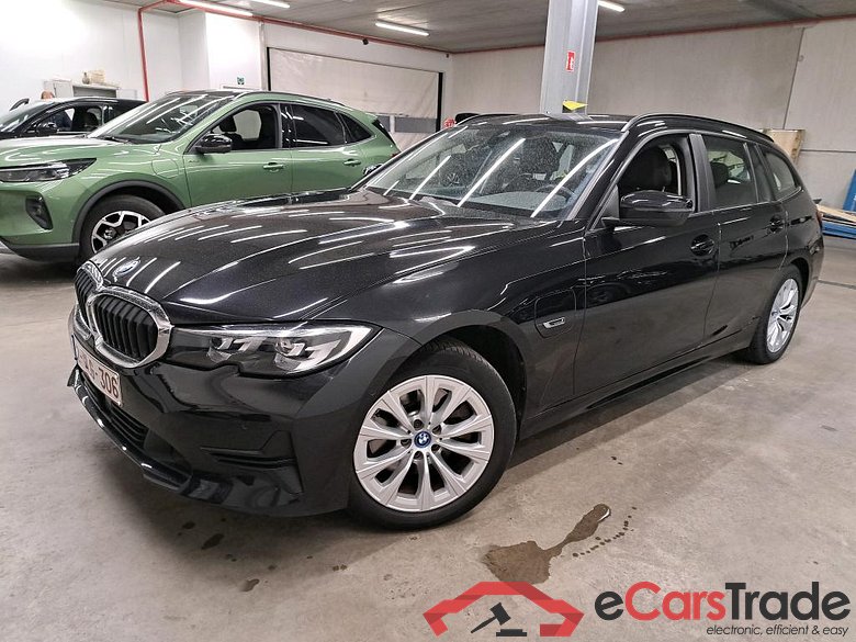 BMW - BMW 3 TOURING 320e 204PK Business Edition With Vernasca Heated Sport Seats & Driving Assistant Pack & Active Cruise Control  * HYBRID **