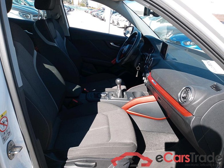 AUDI Q2 / 2016 / 5P / todoterreno Sport 30 TFSI 85kW (116CV) (CX) #6
