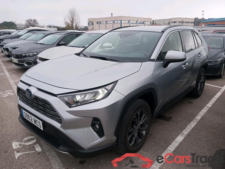 TOYOTA Rav4 / 2018 / 5P / todoterreno 2.5l 220H Advance #1