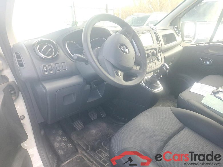 RENAULT Trafic / 2019 / 4P / furgón Furgón 27 L1H1 Energy BluedCi 88 kW #3