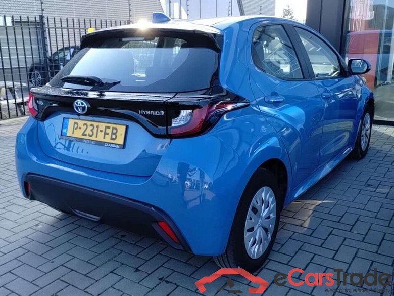 TOYOTA YARIS 1.5 Hybrid Active #4