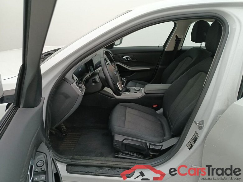 BMW 3 Reeks Berline 316d (90 kW) 4d #3