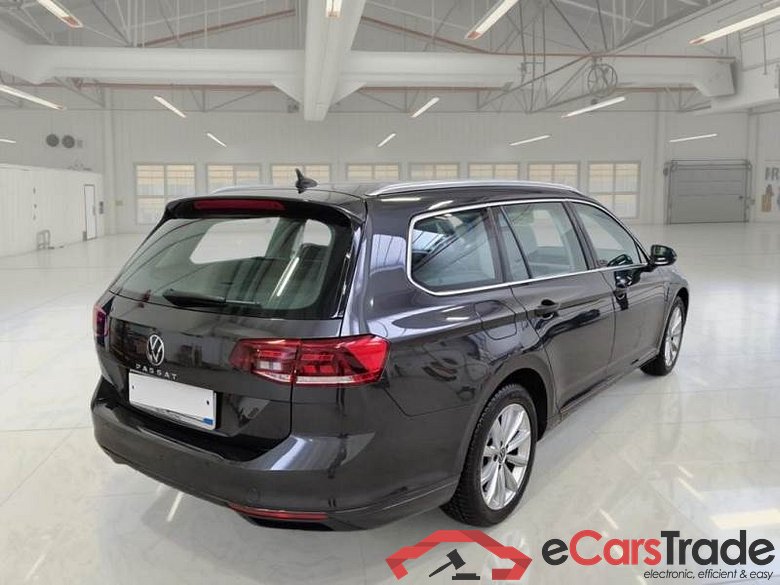 VOLKSWAGEN PASSAT / 2019 / 5P / STATION WAGON VAR. 2.0TDI SCR EVO 90KW BUSINESS DSG #2