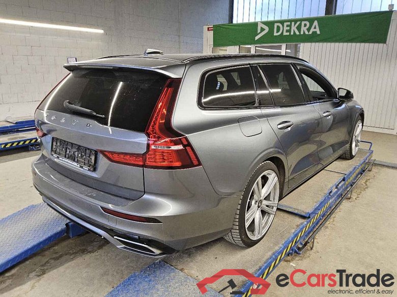 Volvo V60 Kombi (2018->) DE - Kb5 T6 Twin Engine AWD PHEV EU6d, R Design Plug-In AWD (E6d), 2020 - 2021 #3