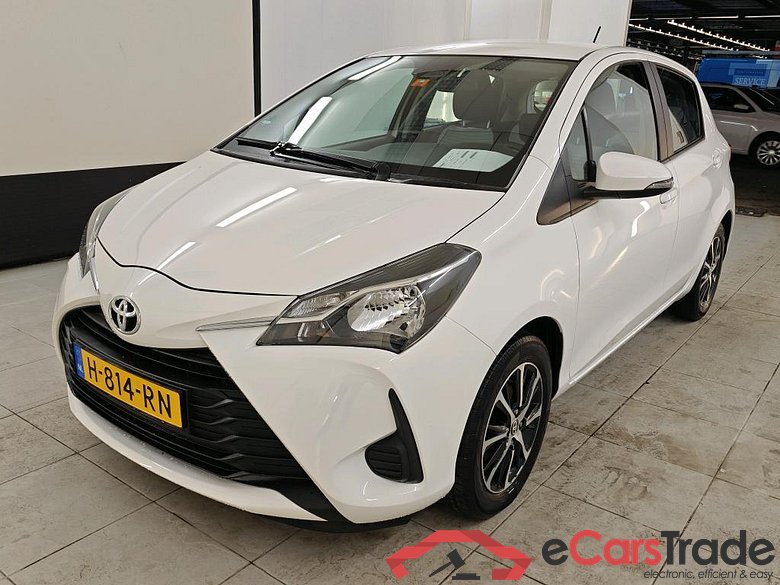 Toyota Yaris 1.0 VVT-i Connect 5d