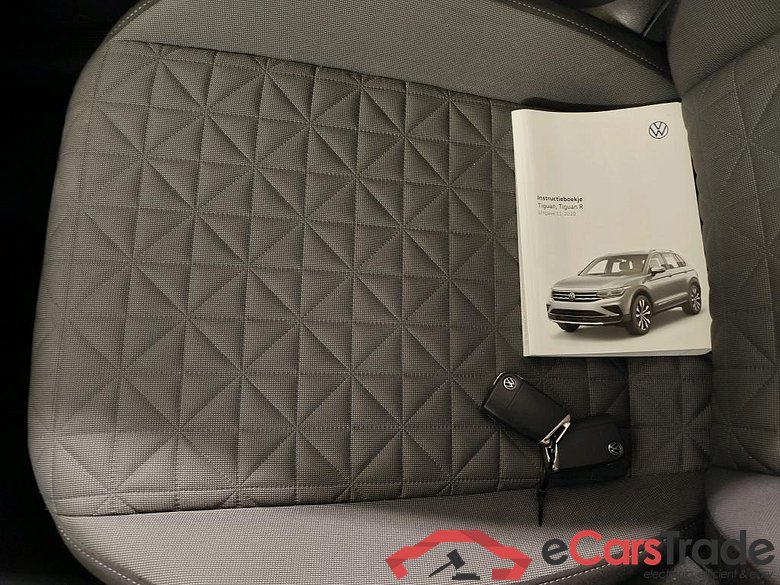 Volkswagen Tiguan 1.5 TSI 96kW Life Business 5d + Pano #4