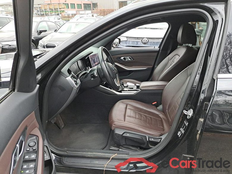 BMW 318d Aut. LED-Xenon Navi Leather KeylessGo Klima PDC ... #5