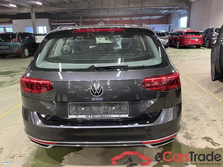 VOLKSWAGEN PASSAT VARIANT 1.4 TSI MSQ VARIANT GTE BUSINESS #5