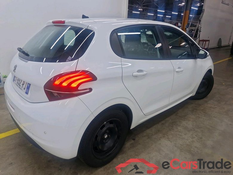 PEUGEOT 208 Affaire / 2015 / 5P / Berline BlueHDi 100 PREMIUM PACK #3
