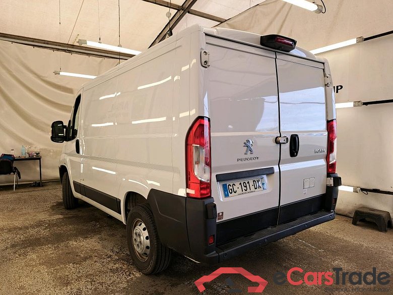 PEUGEOT Boxer / 2014 / 4P / Fourgon tôlé BlueHDi 120 S&S ASPHALT 333 L1H1 #2