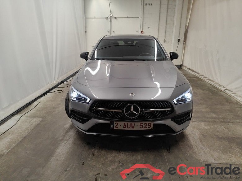Mercedes-Benz CLA CLA 250 e 4d #5