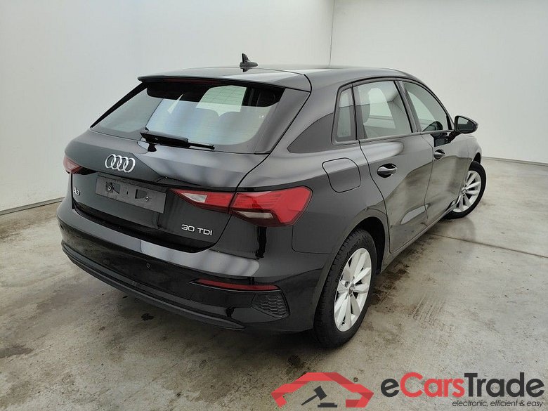 Audi A3 Sportback 2.0 30 TDi 85kW 5d #2