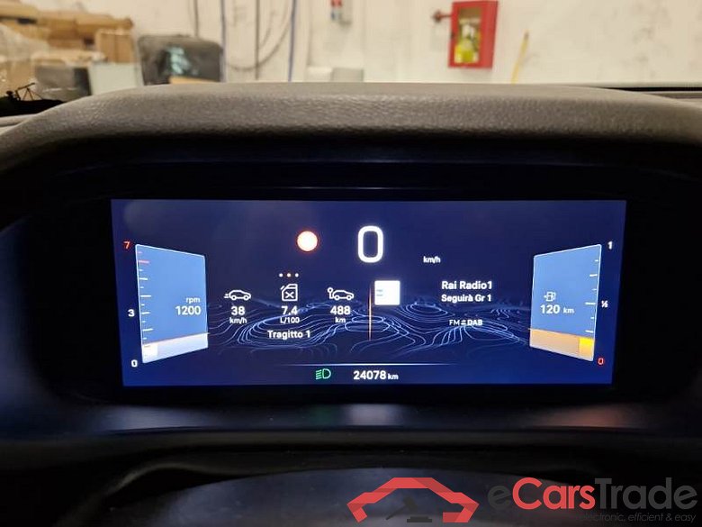 JEEP AVENGER / 2022 / 5P / SUV 1.2 TURBO ALTITUDE #4