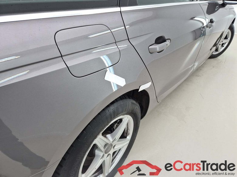 AUDI A4 AVANT 30 TDI BUSINESS ED. S-TRONIC #4