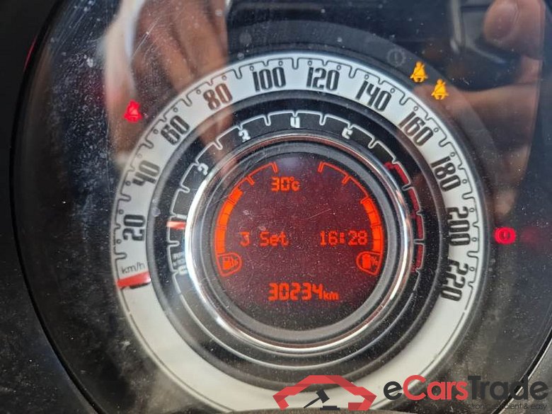 FIAT 500 / 2015 / 3P / BERLINA 1.0 70CV IBRIDO CONNECT #4