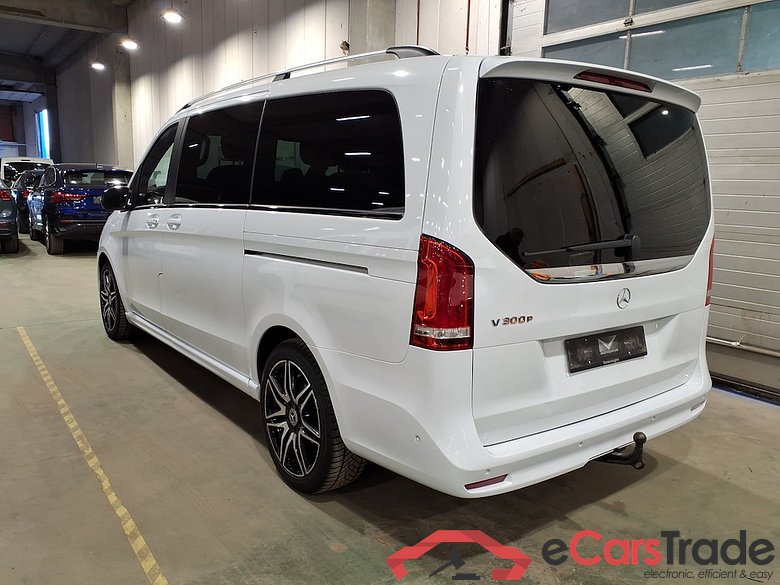 MERCEDES-BENZ CLASS V MWB DIESEL - 2019 V 300 d Avantgarde #2