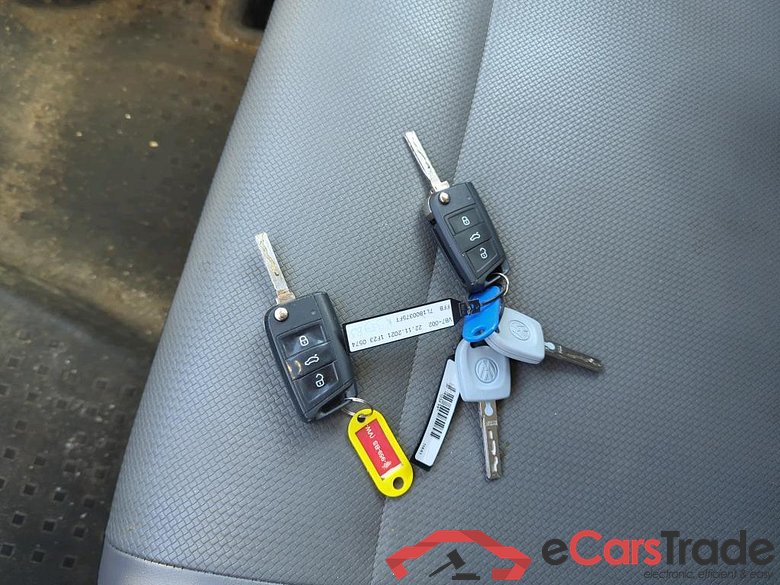 VOLKSWAGEN Transporter Kombi 81 kW #5