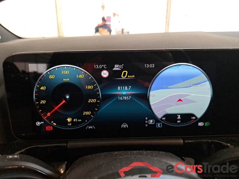MERCEDES-BENZ GLA / 2020 / 5P / CROSSOVER GLA 200 D AUTOMATIC PREMIUM #4
