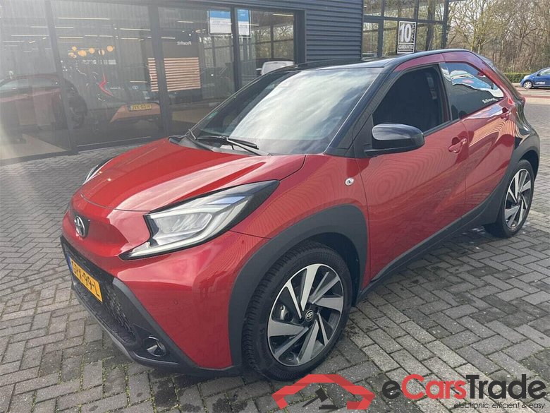 TOYOTA Aygo X 1.0 VVT-i S-CVT Envy