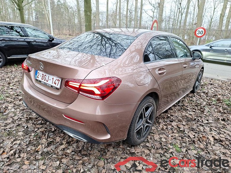 MERCEDES-BENZ A-CLASS LIMOUSINE 1.3 A 250 E BUSINESS SOLUTION DCT #4