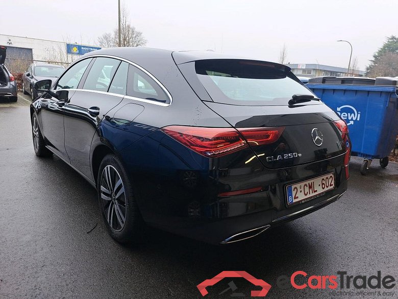 MERCEDES-BENZ CLA SHOOTING BRAKE 1.3 CLA 250 E BUSINESS SOLUTION DCT #3