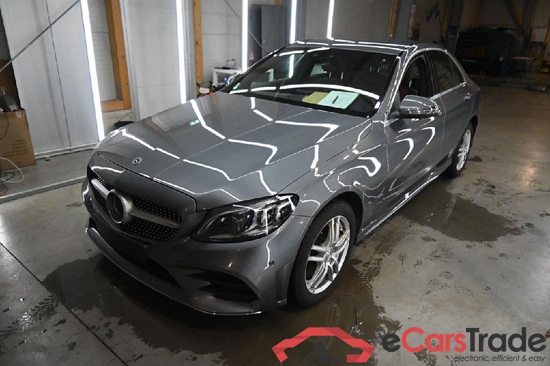 MERCEDES-BENZ C-Klasse C 300 d 4Matic 9G-TRONIC AMG Line 4d 180kW