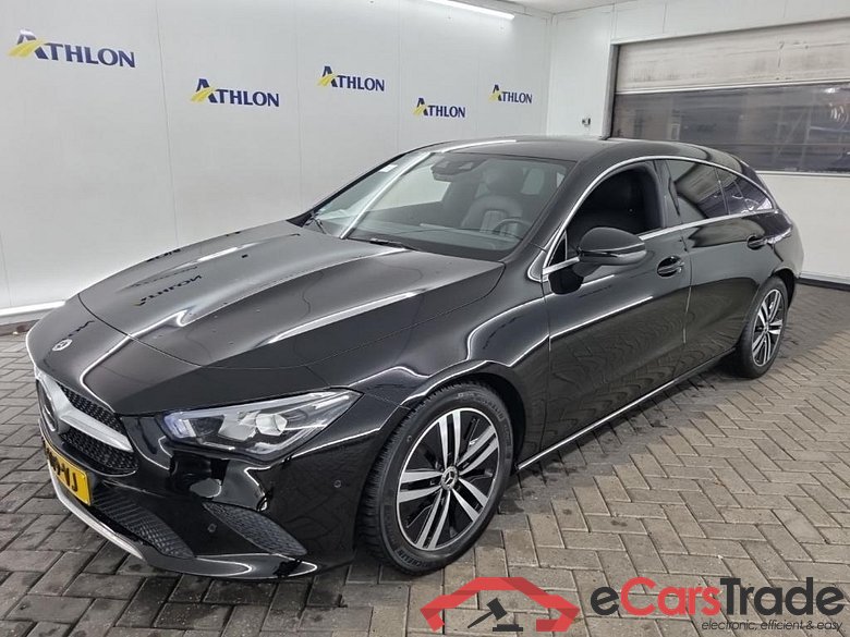 MERCEDES-BENZ CLA Shooting Brake CLA 200 DCT Bus. Solution Luxury 5D 120kW