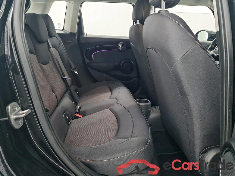 MINI MINI 5 DOOR 1.5 COOPER AUTO #6