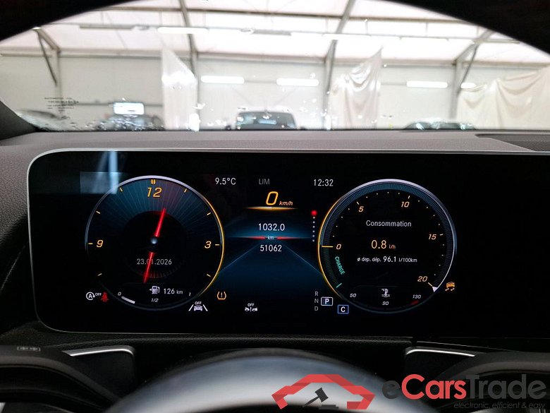 MERCEDES-BENZ GLB / 2019 / 5P / SUV GLB 200 AMG Line #6