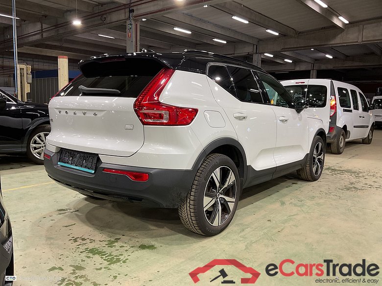 VOLVO XC40 1.5 T4 RECHARGE GEARTRONIC R-DESIGN #4
