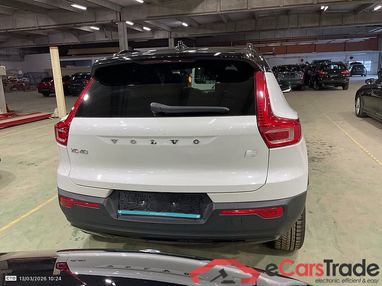VOLVO XC40 1.5 T4 RECHARGE GEARTRONIC R-DESIGN #5